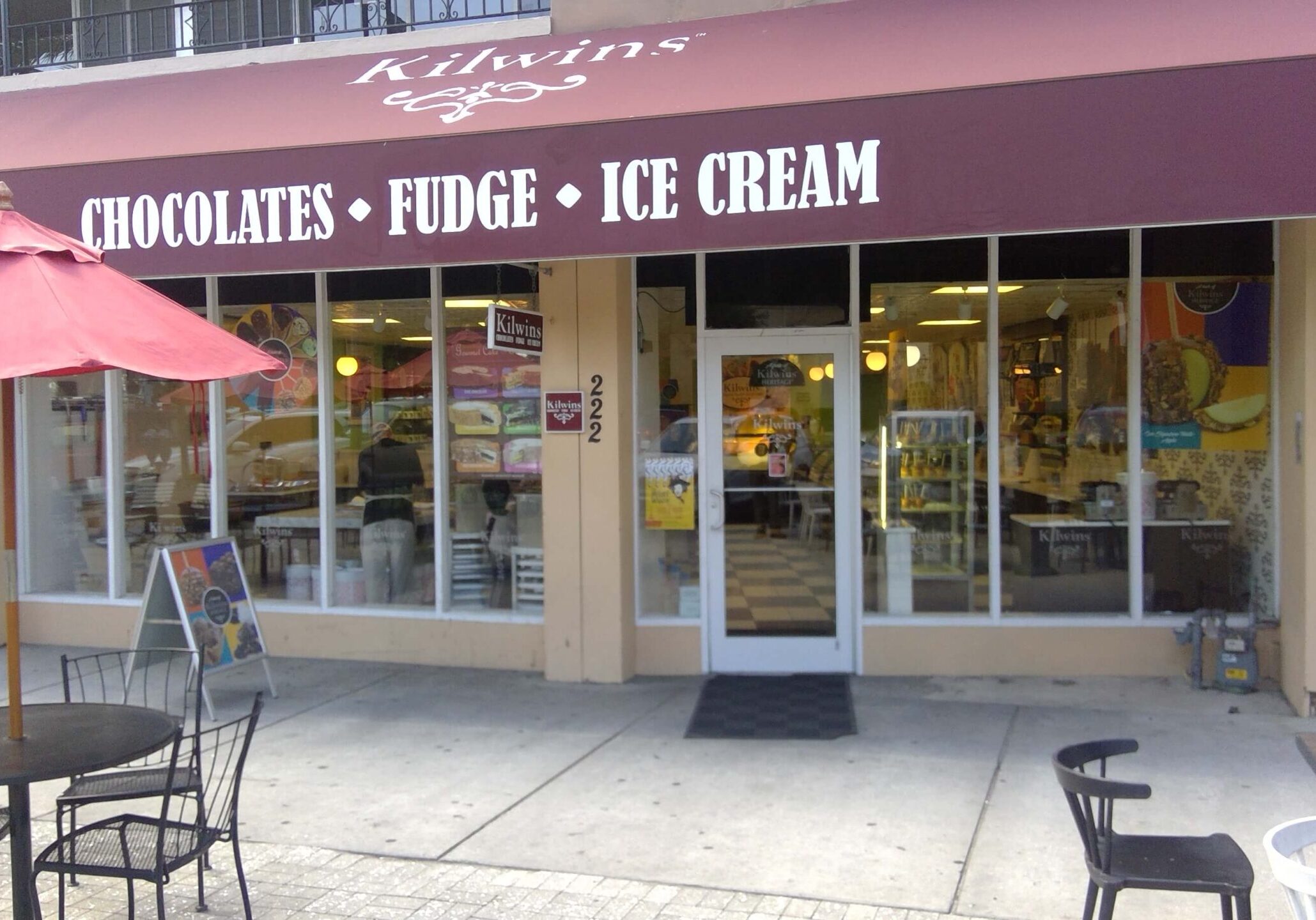 Kilwins chocolate fudge and ice cream shop exterior
