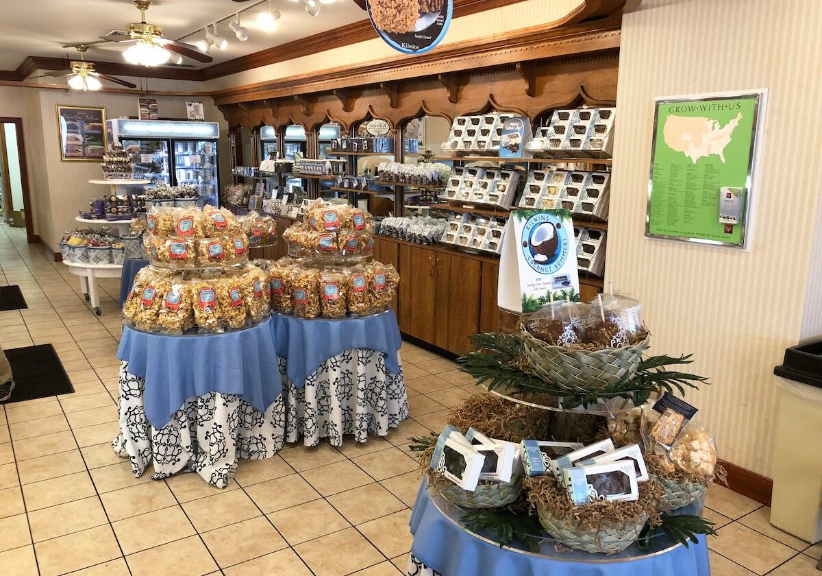 Harbor Springs, MI Kilwins inside store