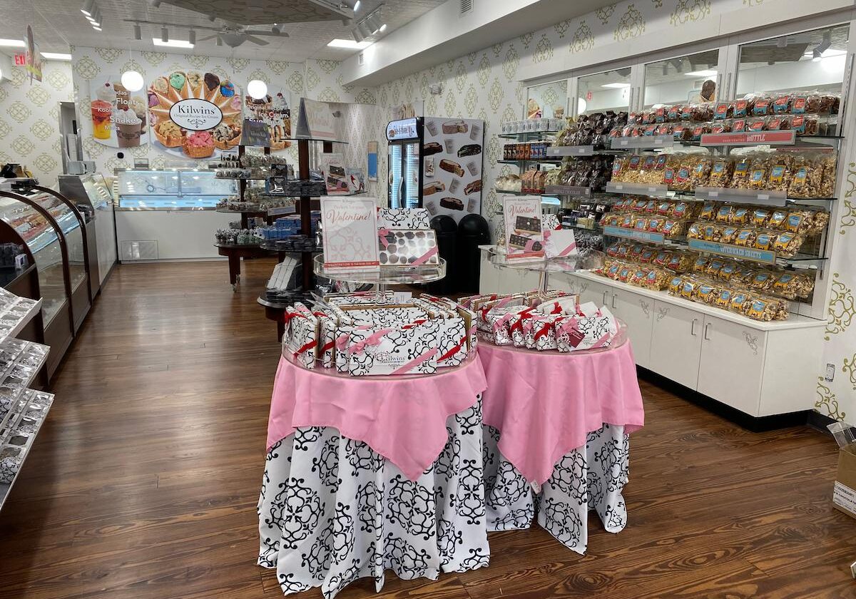 Waynesville, NC Kilwins inside store